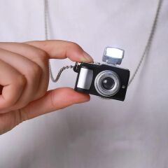 Toptan Işıklı Flashlı Sesli Kamera Kolye Fotoğraf Makinesi Tasarım Işıklı Kolye