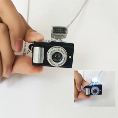 Toptan Işıklı Flashlı Sesli Kamera Kolye Fotoğraf Makinesi Tasarım Işıklı Kolye