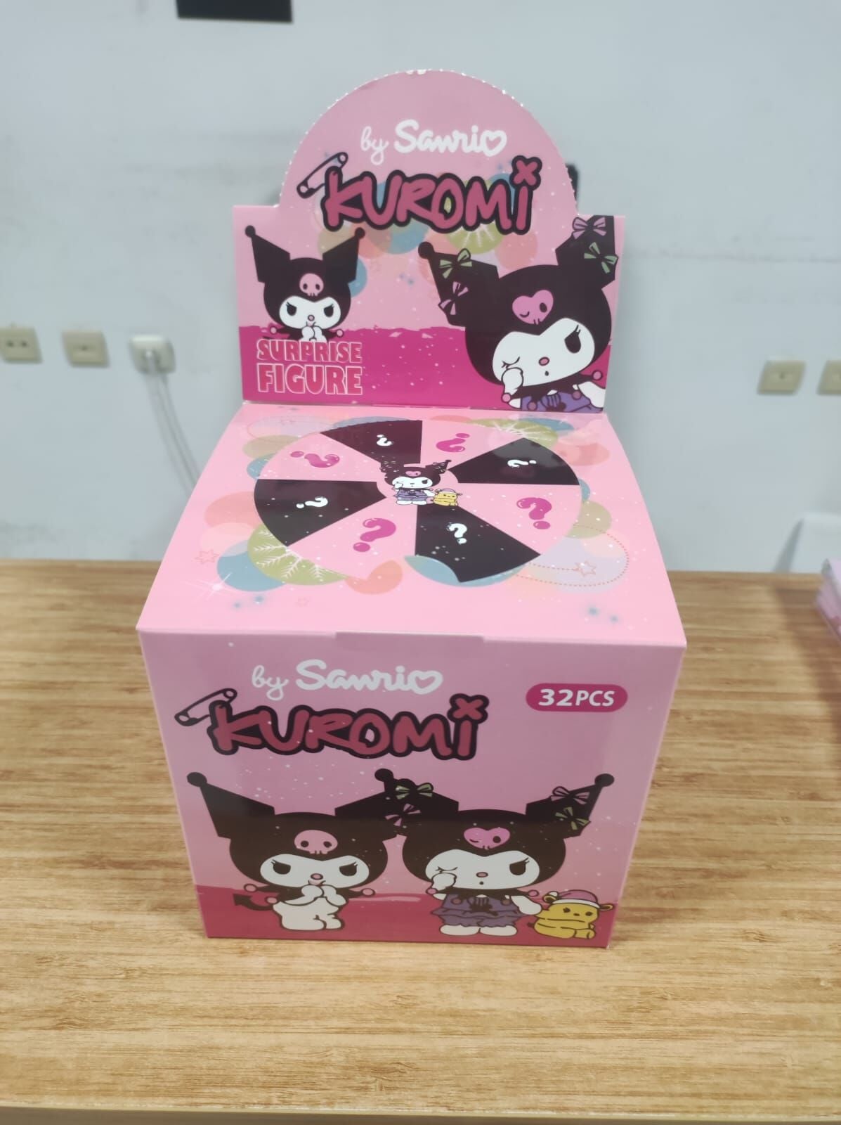 Toptan Karakter Sürpriz Figür Paket 32 Adet 1 Kutu