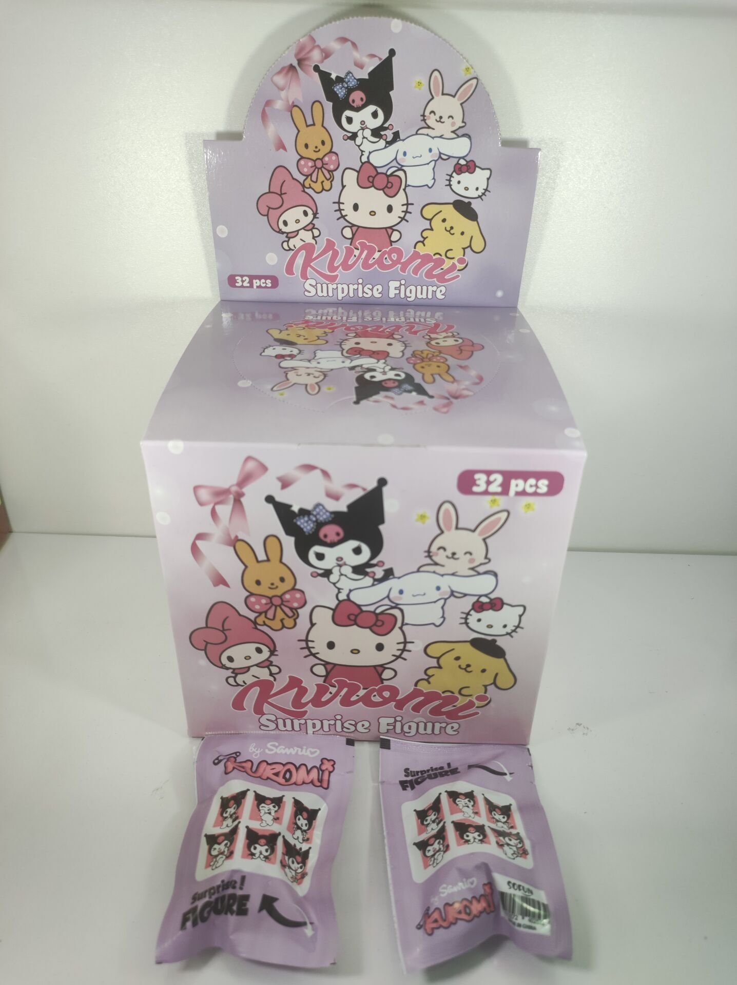 Toptan Karakter Sürpriz Figür Paket 32 Adet 1 Kutu