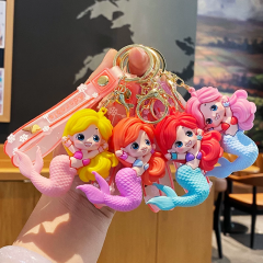 Toptan Büyük Boy Lüx Karakter Anahtarlık Çanta Süsü Aksesuar 1 Adet